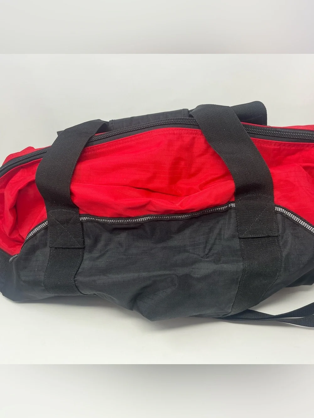 OGIO Sport Big Dome Duffel Bag Gym Travel Red Black 57 L NEW